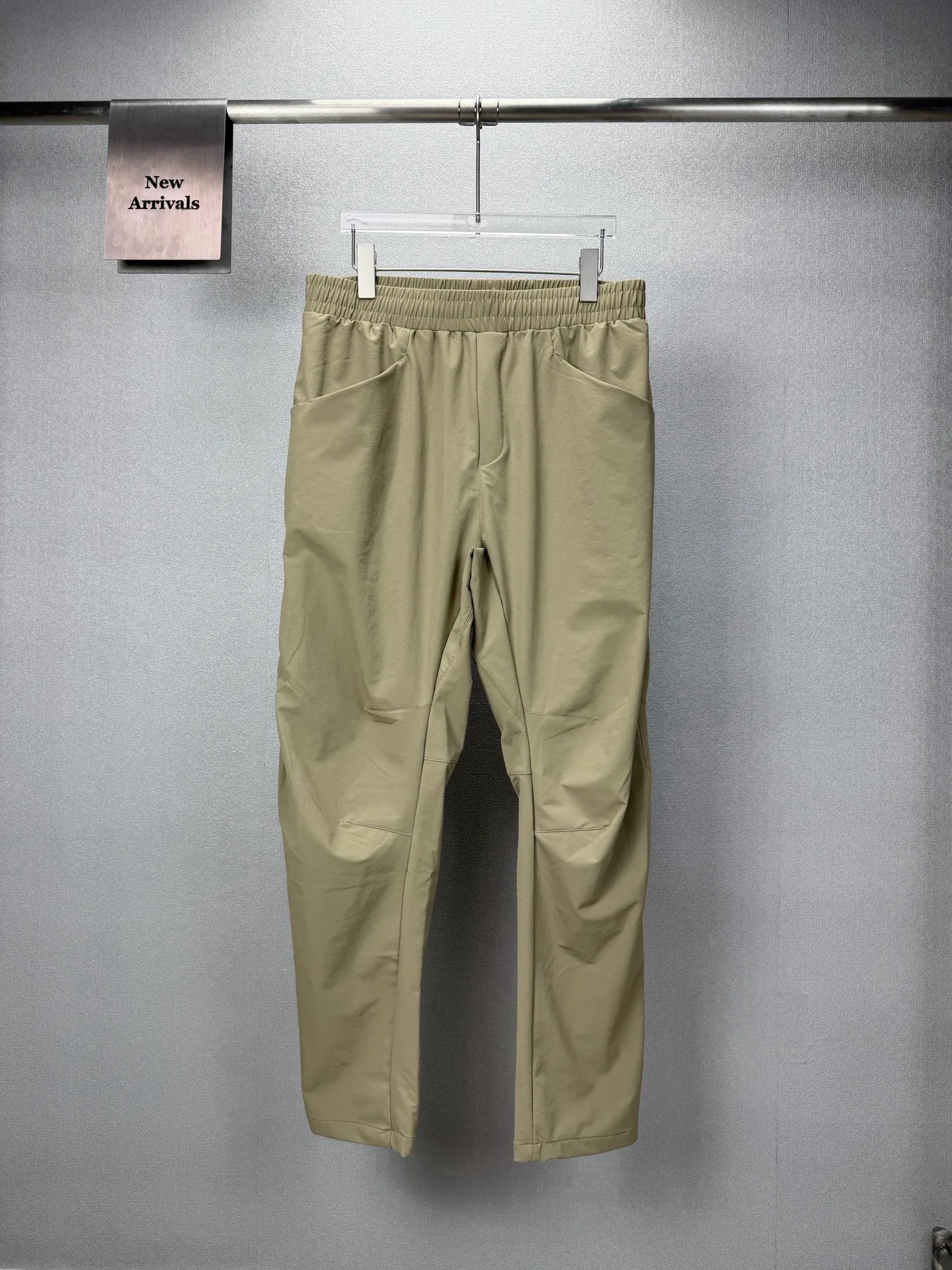 2026New Arrival logo Same Style Quality😘😘 ，Wear-Resistant、 、Breathable、 、 ， 🉑️ ！ Versatile 👍 ：Black、Khaki 、 Size：M-4XL